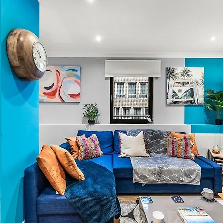 Beautiful 2 Bedroom In Apartman *