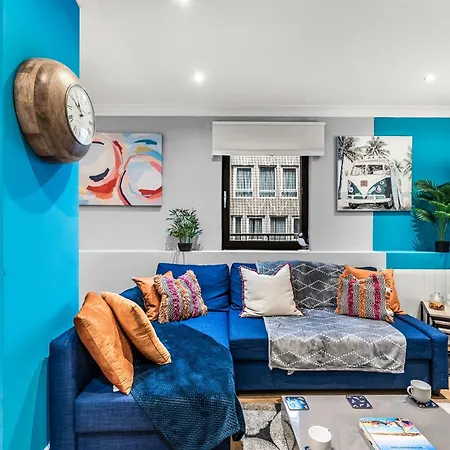 Beautiful 2 Bedroom In