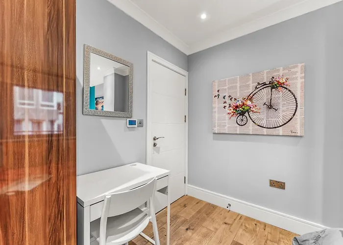 Beautiful 2 Bedroom In *