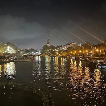 Beautiful 2 Bedroom In Lägenhet *