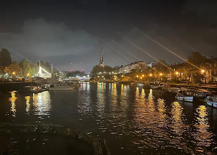 Beautiful 2 Bedroom In Lägenhet *